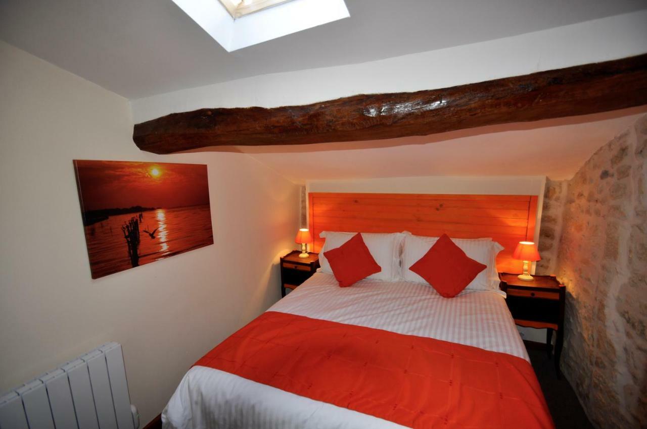 Chez Fins Bois Bed & Breakfast Nere Exterior foto